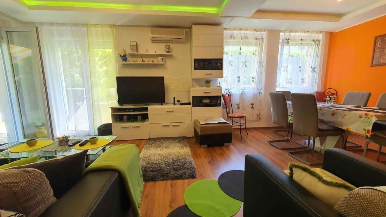 Zoeldlomb Apartman Siofok Exterior photo
